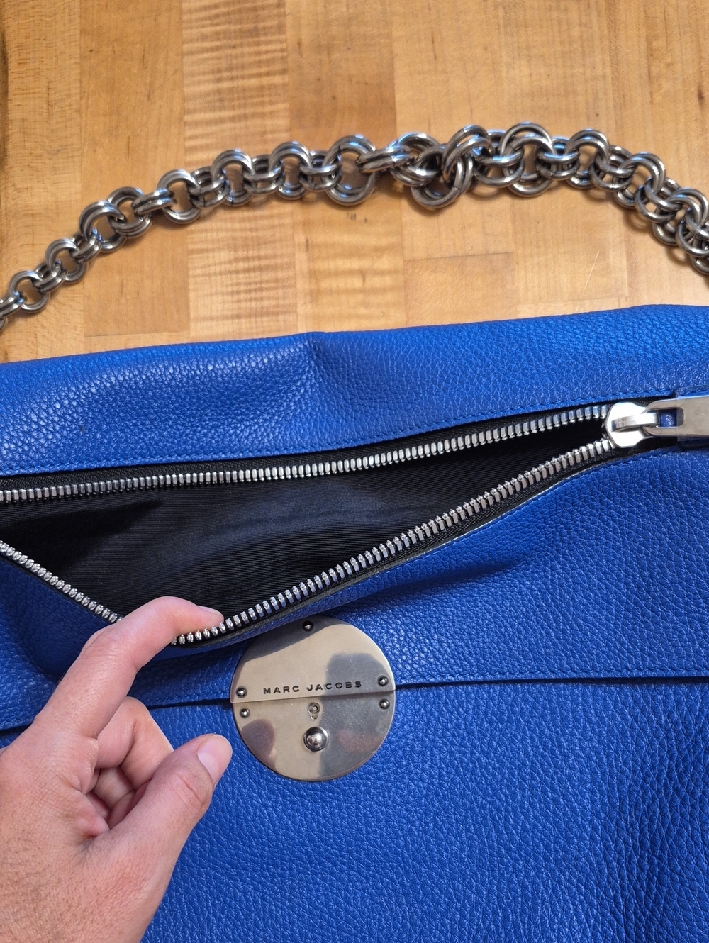 Marc Jacobs Gotham Blue Pebbled Leather Silver Chain Shoulder / Hand Purse Bag - Picture 6 of 15